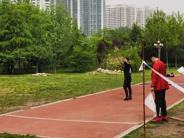 教工女子乙组标枪 张黎明 教工女子乙组标枪 张黎明
