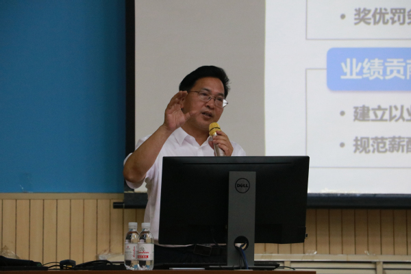 孙金声院士讲座现场 张靖宇摄 孙金声院士讲座现场 张靖宇摄